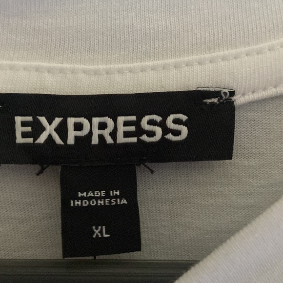 Women’s Top - Picture 5 of 7